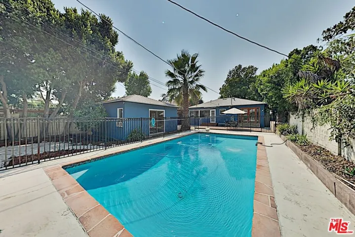 6306 Morella Avenue, North Hollywood, California 91606