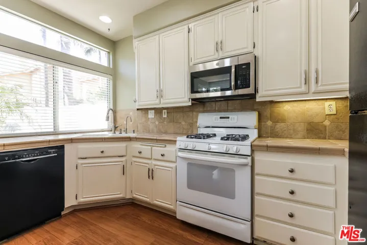 19545 Highridge Way, Lake Forest, California 92679