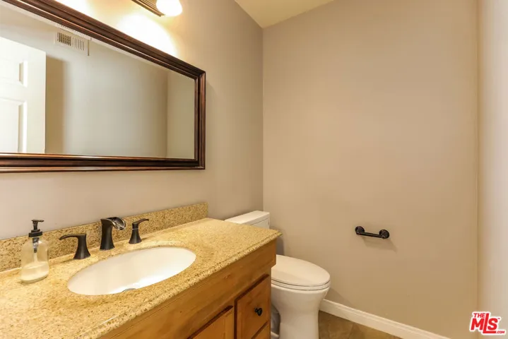 19545 Highridge Way, Lake Forest, California 92679