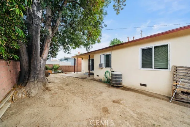 10303 Foster Road, Downey, California 90242