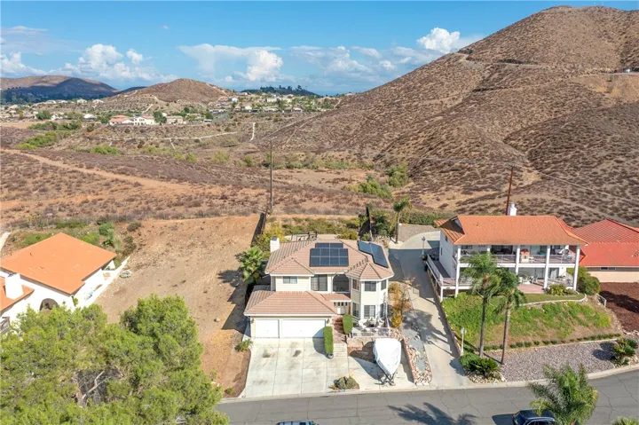 29260 Mammoth Place, Canyon Lake, California 92587
