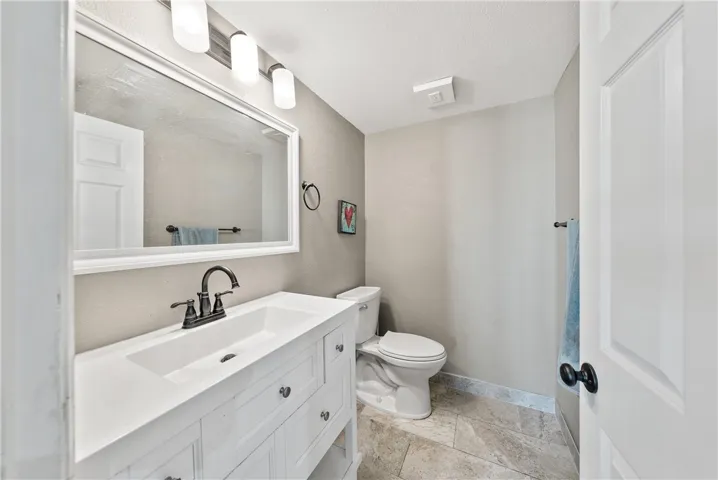 29260 Mammoth Place, Canyon Lake, California 92587