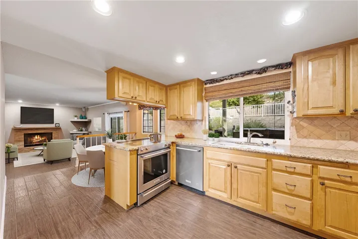29260 Mammoth Place, Canyon Lake, California 92587