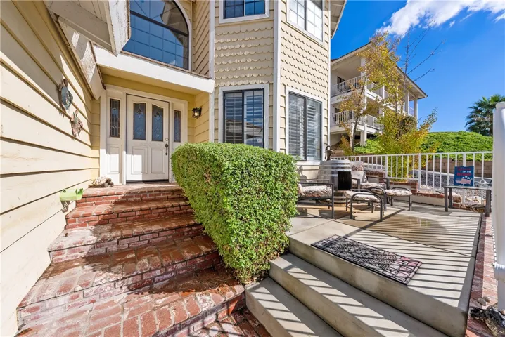 29260 Mammoth Place, Canyon Lake, California 92587