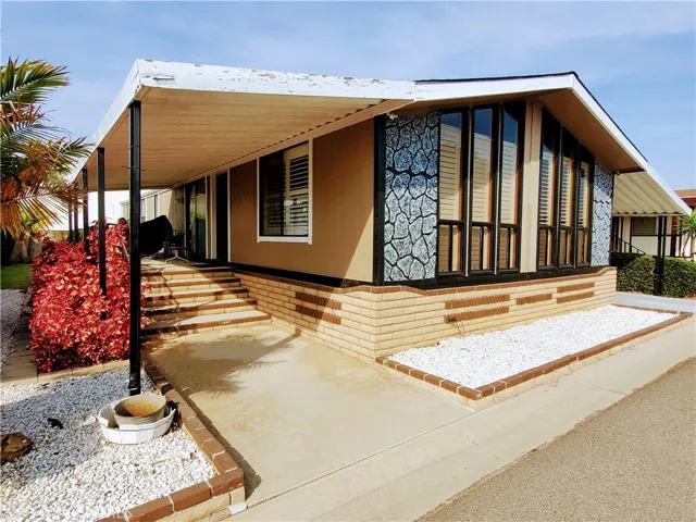 19009 S Laurel Park Rd 318, Rancho Dominguez, California 90220