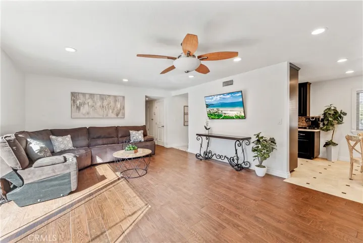 6182 Acacia Avenue, Garden Grove, California 92845