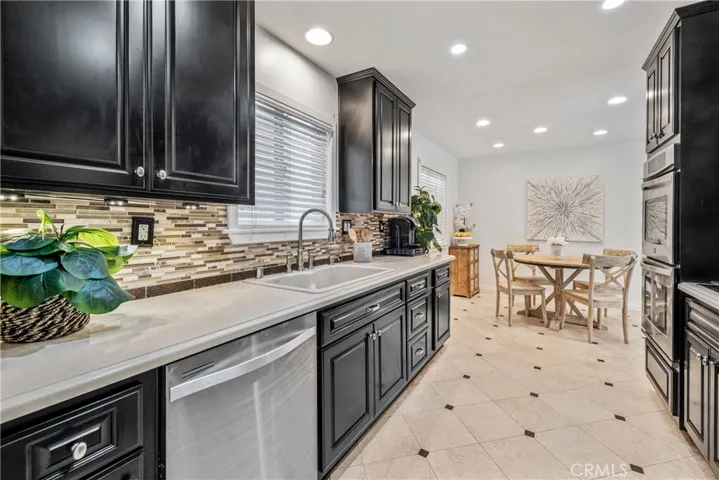 6182 Acacia Avenue, Garden Grove, California 92845