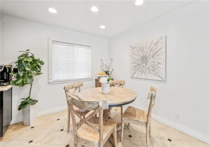 6182 Acacia Avenue, Garden Grove, California 92845