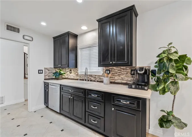 6182 Acacia Avenue, Garden Grove, California 92845