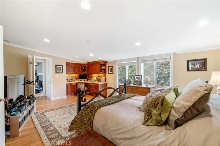 Looking toward office area in master bedroom