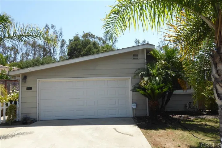 2312 Azure Lane, Vista, California 92081