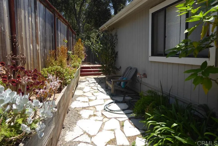 2312 Azure Lane, Vista, California 92081