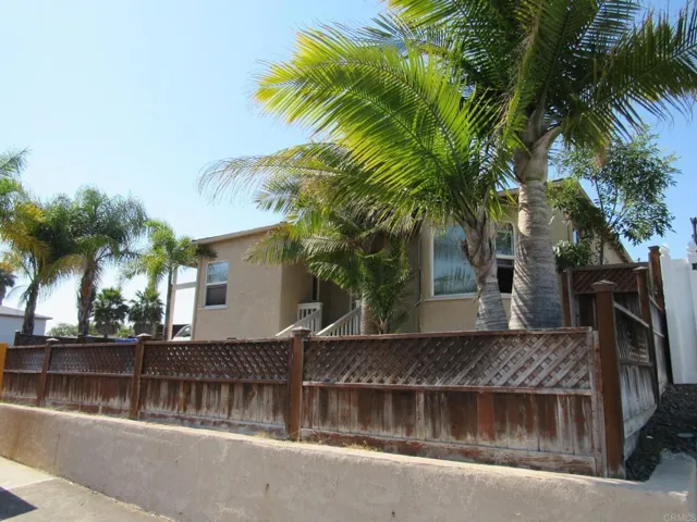 6095 Adelaide Avenue, San Diego, California 92115
