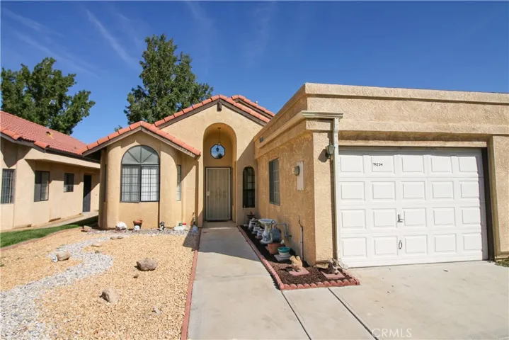 19234 Elm Drive, Apple Valley, California 92308