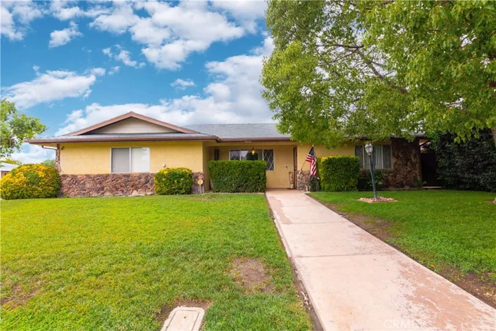 43116 Babcock Avenue, Hemet, California 92544