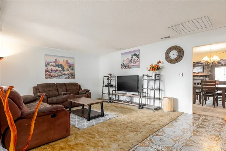 43116 Babcock Avenue, Hemet, California 92544