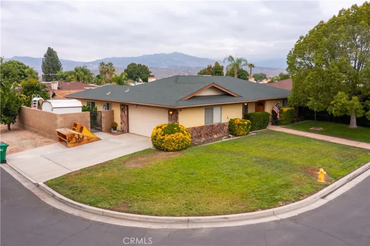 43116 Babcock Avenue, Hemet, California 92544