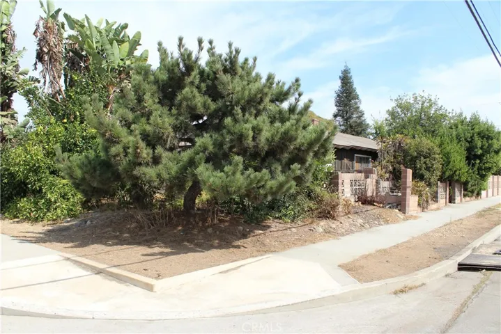 944 Walnut Street, San Gabriel, California 91776