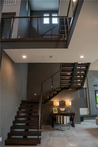 59 Iluna, Irvine, California 92618
