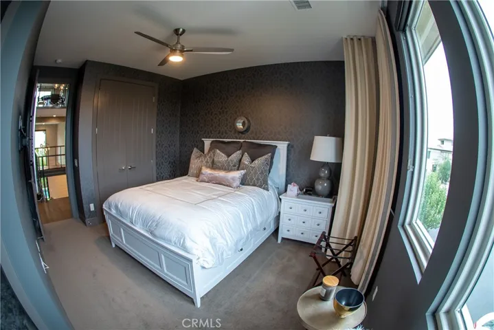 59 Iluna, Irvine, California 92618