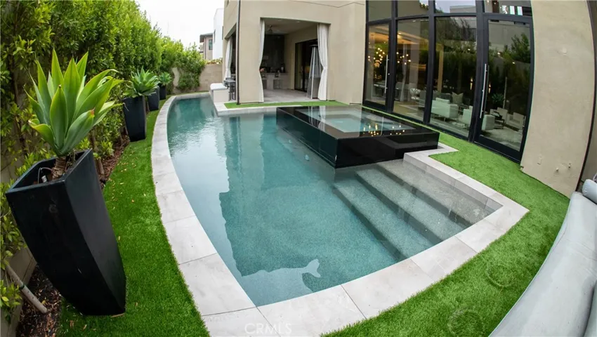59 Iluna, Irvine, California 92618
