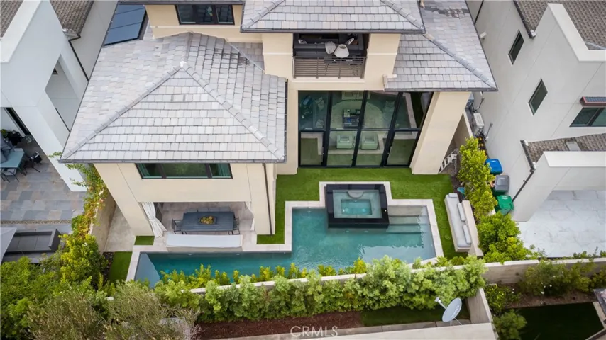 59 Iluna, Irvine, California 92618