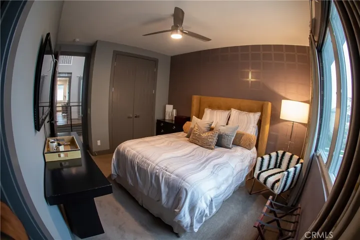 59 Iluna, Irvine, California 92618