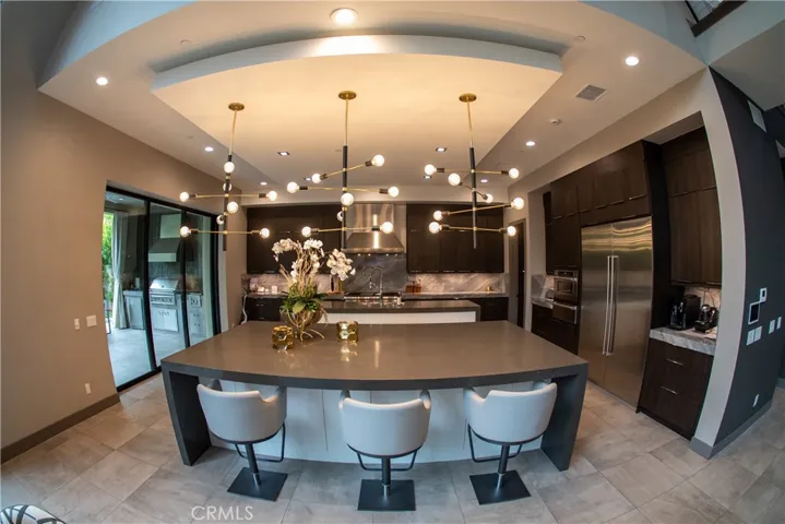 59 Iluna, Irvine, California 92618