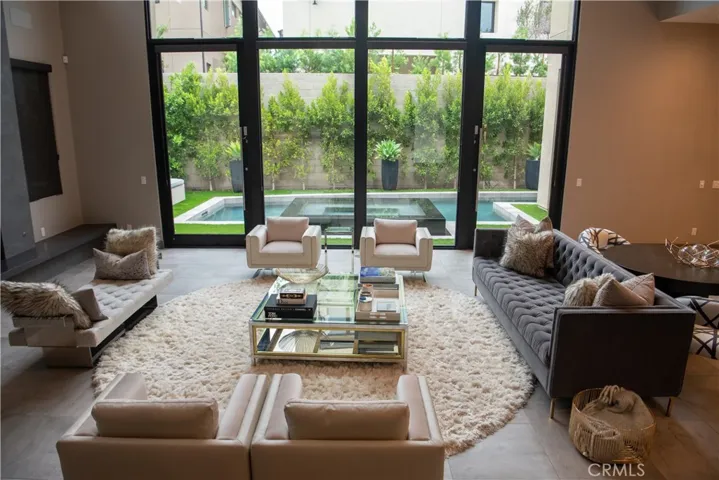 59 Iluna, Irvine, California 92618