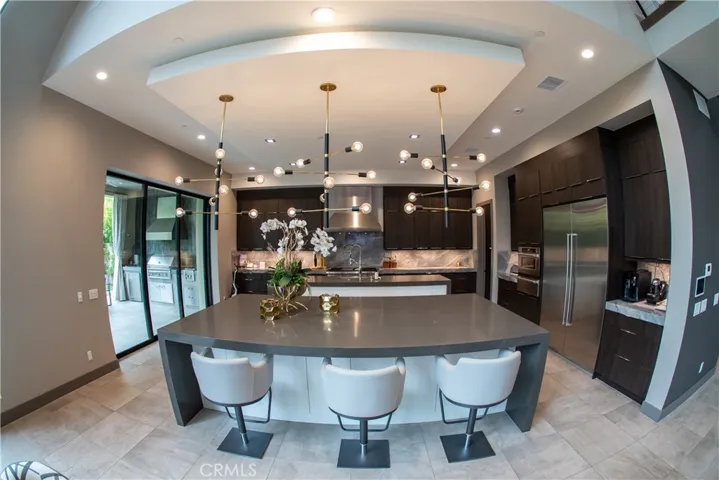 59 Iluna, Irvine, California 92618