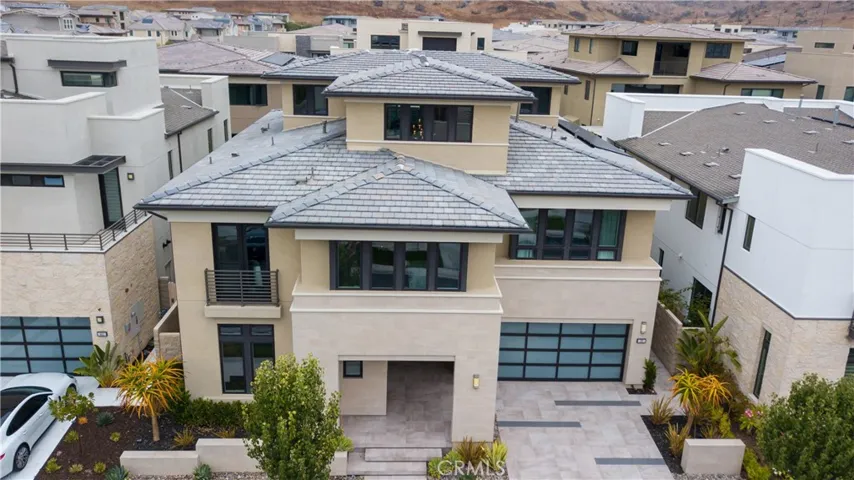 59 Iluna, Irvine, California 92618