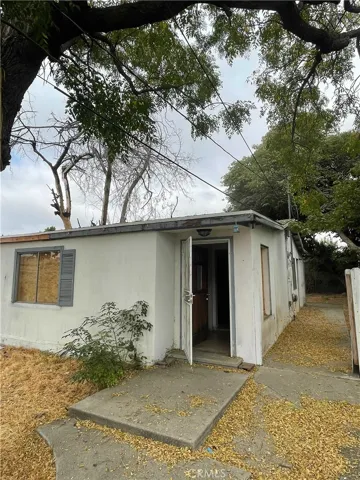 13969 Beaver Street, Sylmar, California 91342