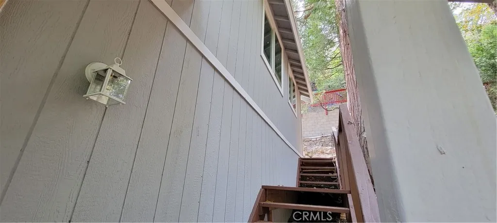 23898 Bowl Rd, Crestline, California 92376