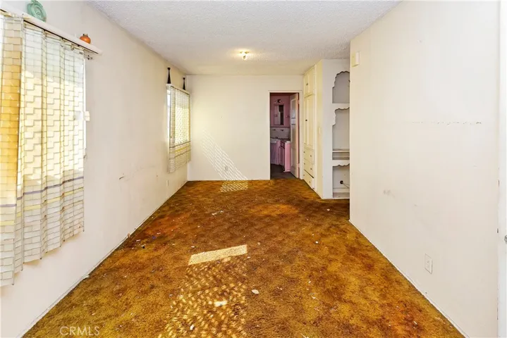 1411 W 87th Street, Los Angeles, California 90047
