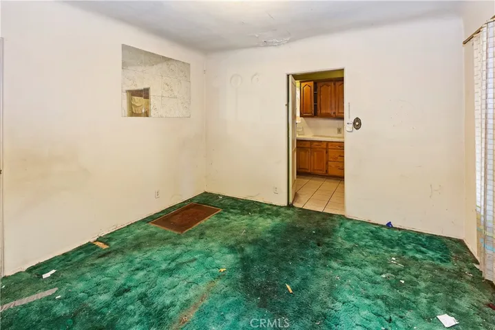 1411 W 87th Street, Los Angeles, California 90047