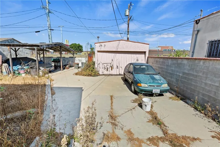 1411 W 87th Street, Los Angeles, California 90047