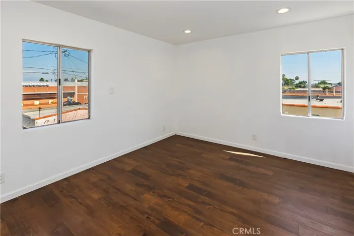 1411 W 87th Street, Los Angeles, California 90047