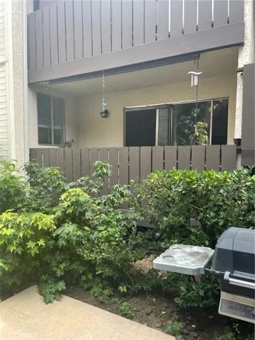 14950 Victory Boulevard 103, Van Nuys, California 91411