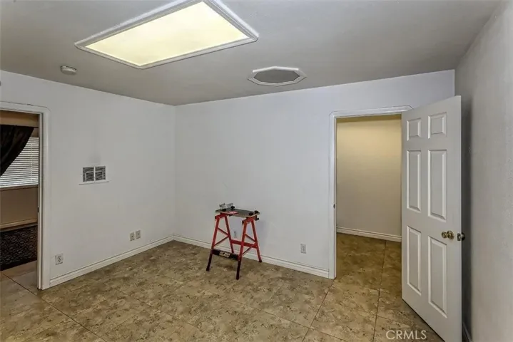 10721 Maple Avenue, Hesperia, California 92345