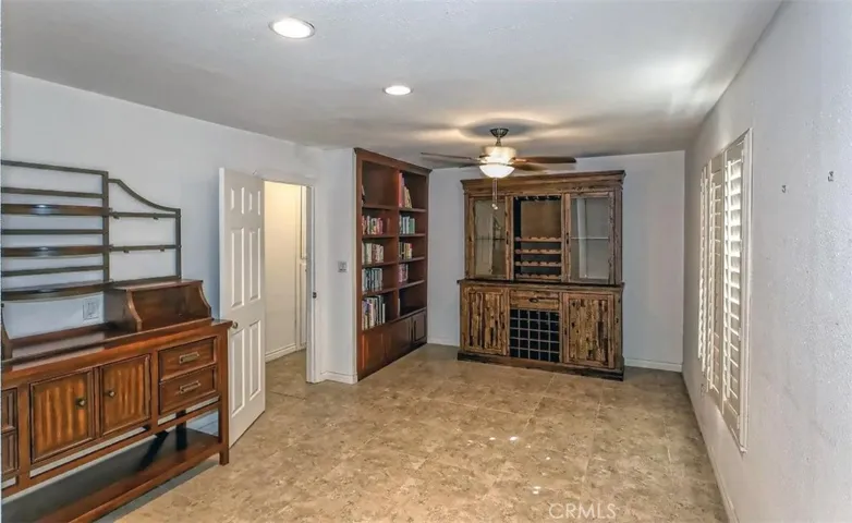 10721 Maple Avenue, Hesperia, California 92345