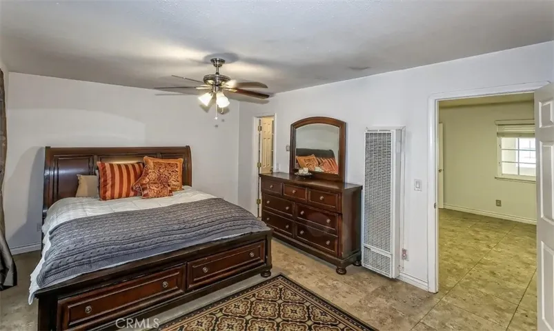 10721 Maple Avenue, Hesperia, California 92345
