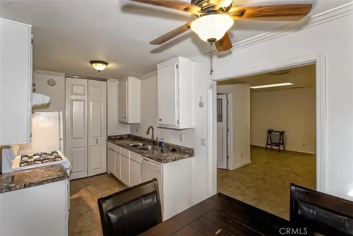 10721 Maple Avenue, Hesperia, California 92345