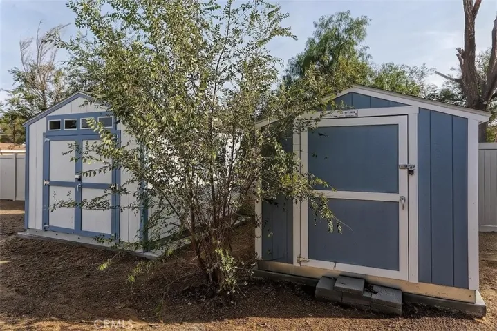 10721 Maple Avenue, Hesperia, California 92345