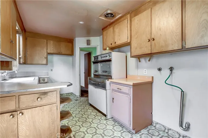 5929 Harbor View Avenue, San Pablo, California 94806