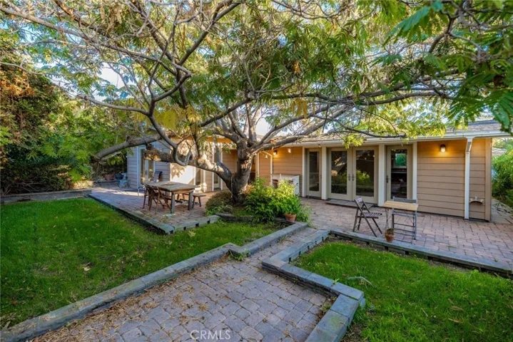 1313 W Castle Avenue, Anaheim, California 92802