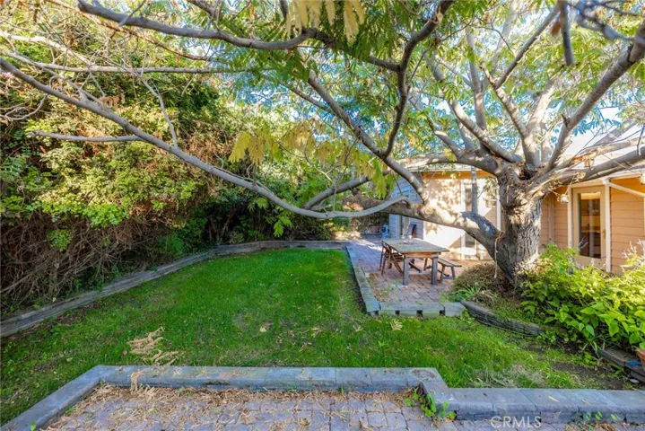 1313 W Castle Avenue, Anaheim, California 92802