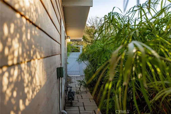 1313 W Castle Avenue, Anaheim, California 92802