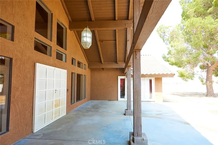 10375 Deep Creek Road, Apple Valley, California 92308