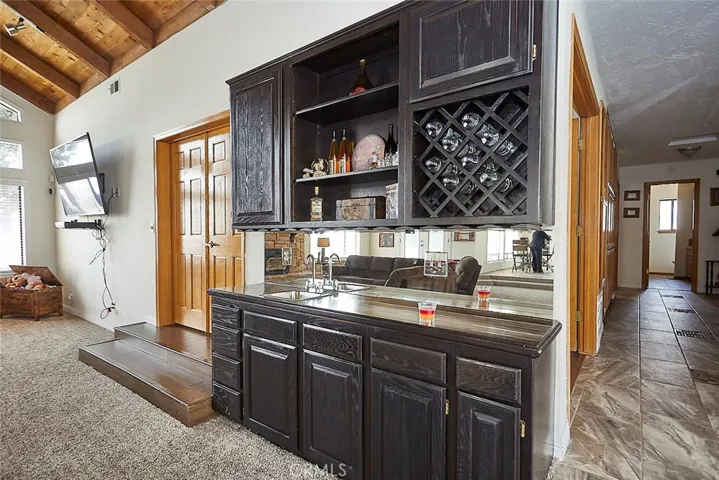 10375 Deep Creek Road, Apple Valley, California 92308