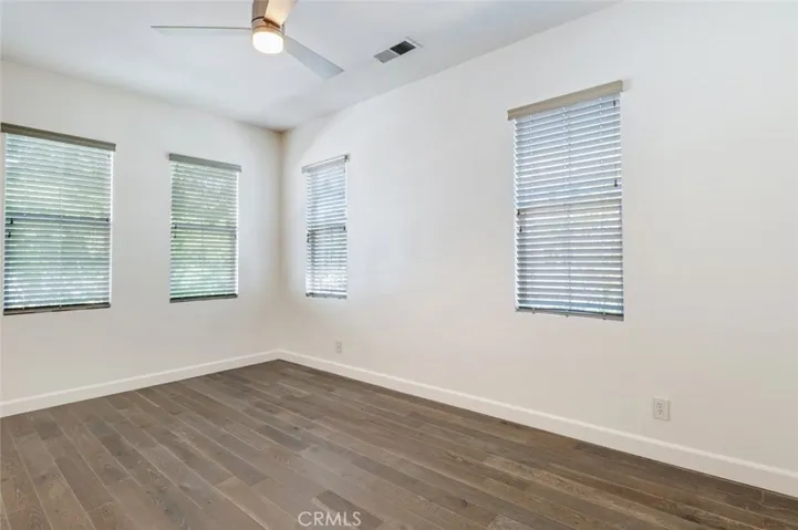 23420 Waterway Lane 11, Valencia, California 91355